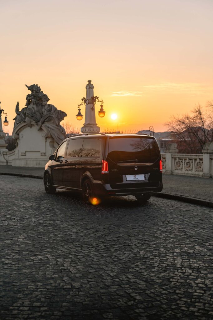 Mercedes V klasa - V300D - Wynajem Warszawa Mazowieckie